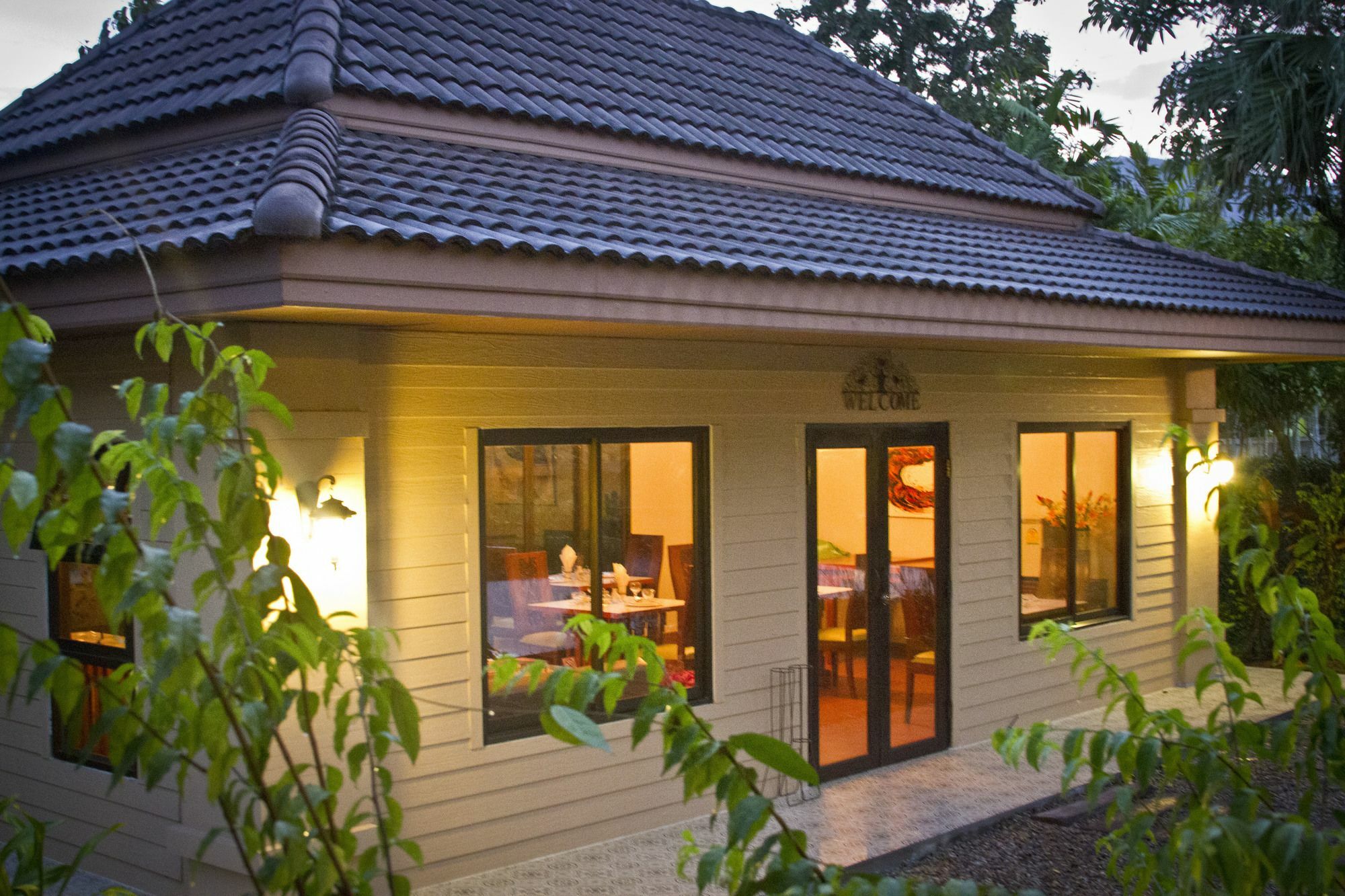 Calvary Home Mae Rim Eksteriør billede